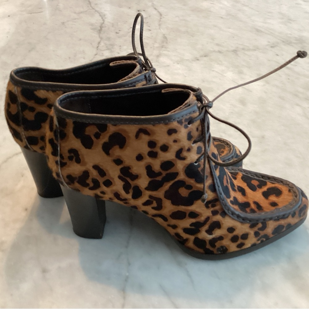 DVF Fun leopard booties